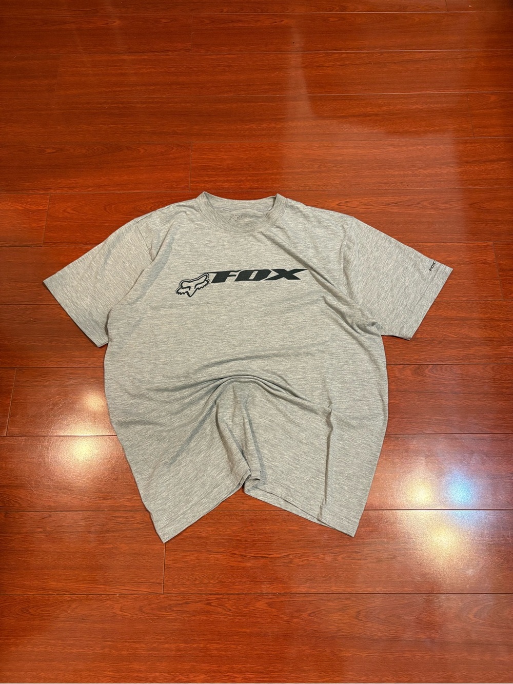 Men’s Y2K Fox Racing Short Sleeve Graphic Size Medium Gray Skater Shirt